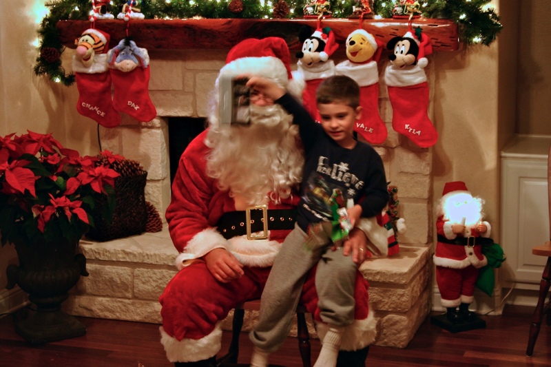 Hildebrand Christmas ScreenSaver/800x600_2006-12-24 Christmas Eve 80.jpg